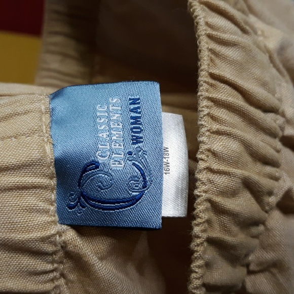 Classic Elements Woman Tan Capri Pants - Picture 4 of 5